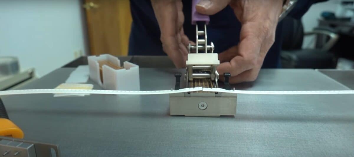 Tapesplice Stapler Style Splicing Tool is a Reliable Hand Tool for Secure and Precise Smt Splice Connections.