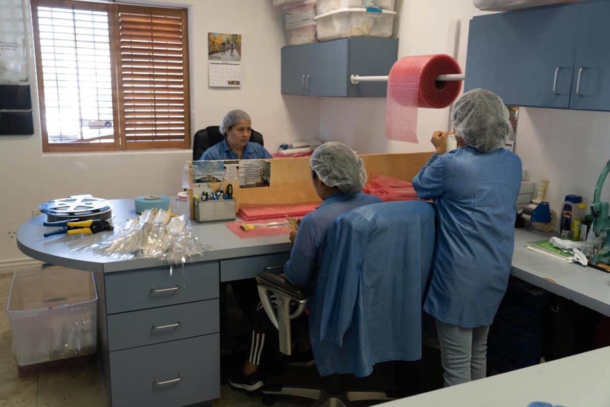 Workers Packing Leader Tape Extenders for Smt and Smd Reel Feeding and Splicing