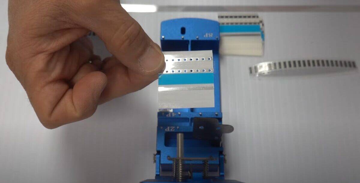 Embossed Carrier Splice Tape – Shim Alternative for Intelligent Feeder Splicing Provides Precise Alignment and Secure Smt Tape Connections.